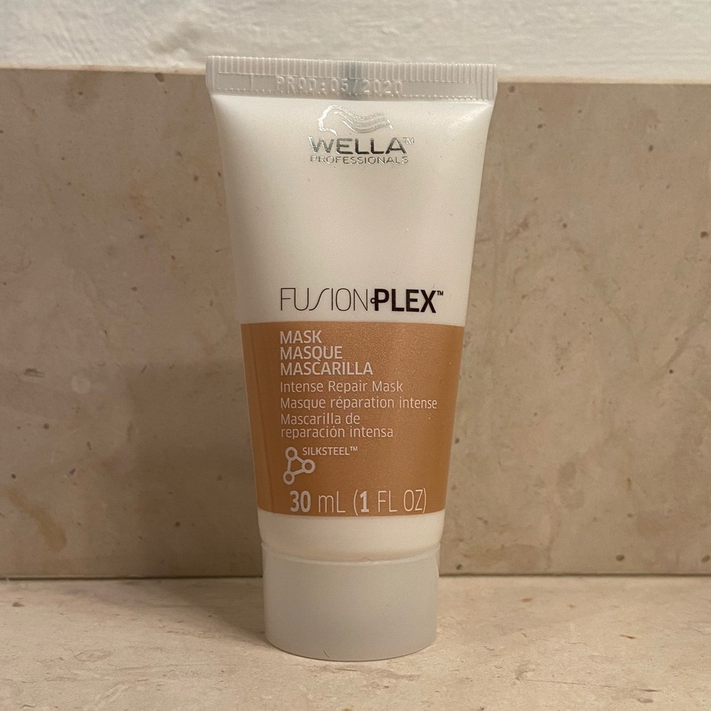NEW Wella Professionals Fusion Intense Repair Hair Mask Mini - Picture 3 of 4